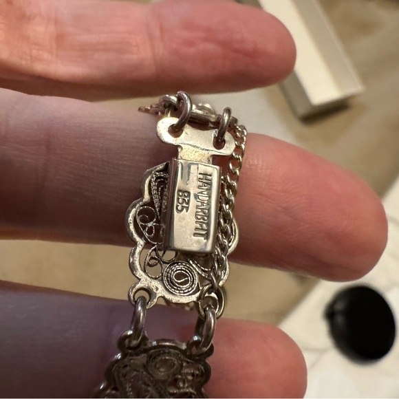 Antique sterling silver filigree bracelet with safety chain - Picture 8 of 8